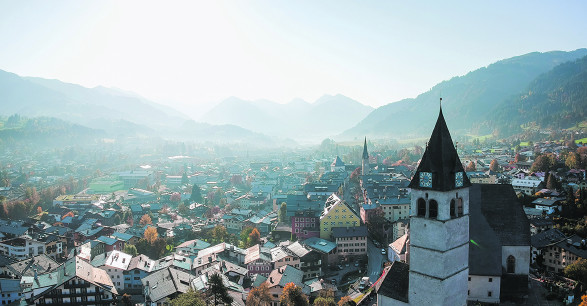 Blick auf Kitzbühel © uslatar/stock.adobe.com