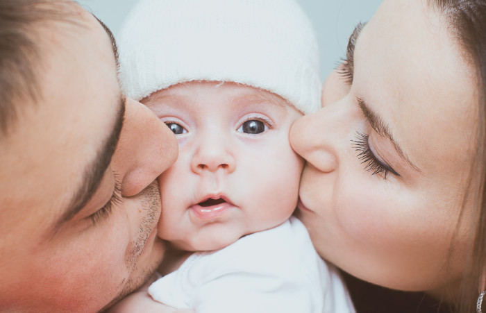 © kolinko_tanya/stock.adobe.com Eltern mit Baby © kolinko_tanya/stock.adobe.com