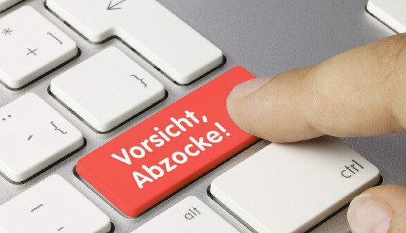 Tastatur mit Taste Vorsicht, Abzocke