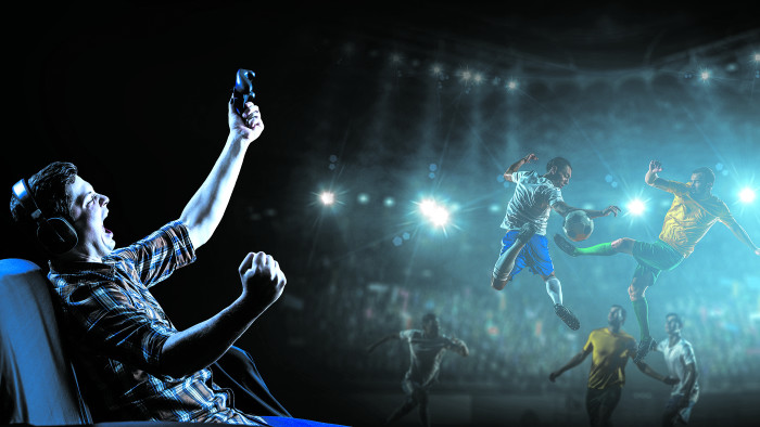 © Sergey Nivens/stock.adobe.com Gamer vor Bildschirm © Sergey Nivens/stock.adobe.com